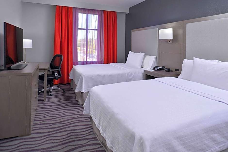 Photo 1 of 6 of 1 Bedroom 2 Queen Beds Suite