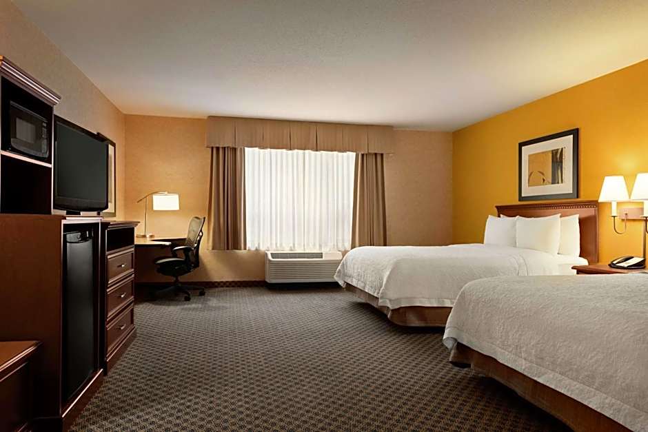 Hampton Inn & Suites by Hilton Langley-Surrey