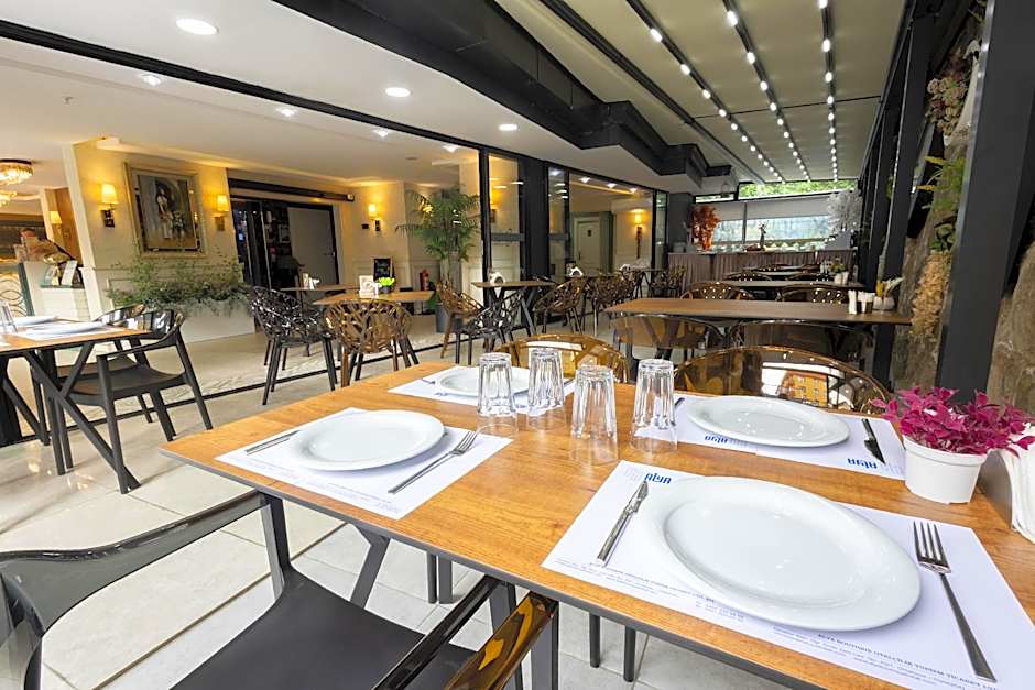 Alya Hotel 