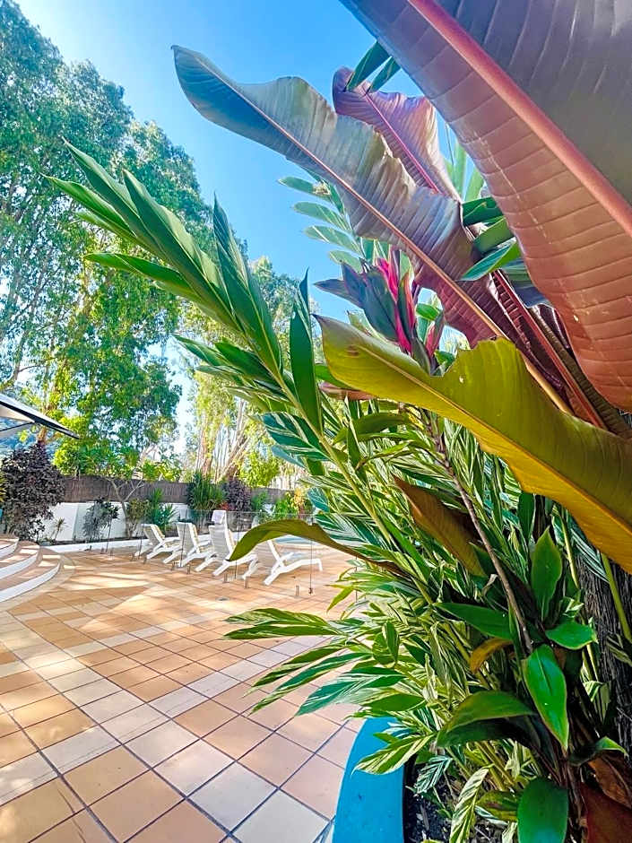 BeachView Apartments at Villa Paradiso