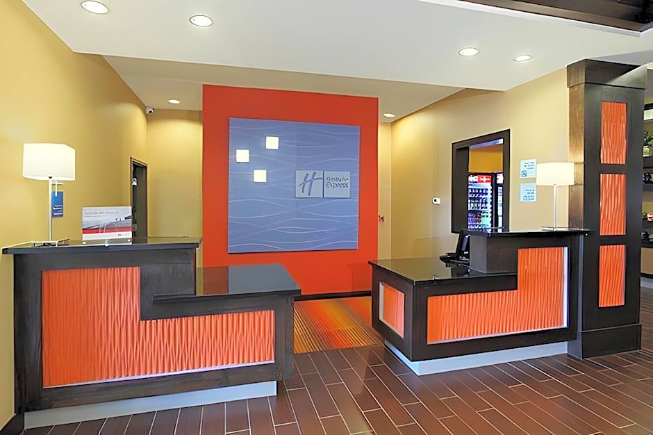 Holiday Inn Express & Suites Houston East - Baytown By IHG