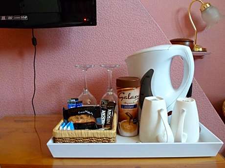 Twin Room with Shared Bathroom