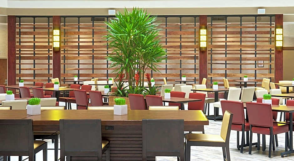 Embassy Suites by Hilton Portland Tigard