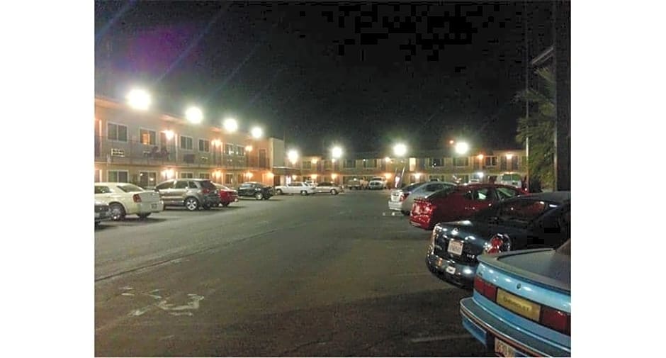 Parkway Inn