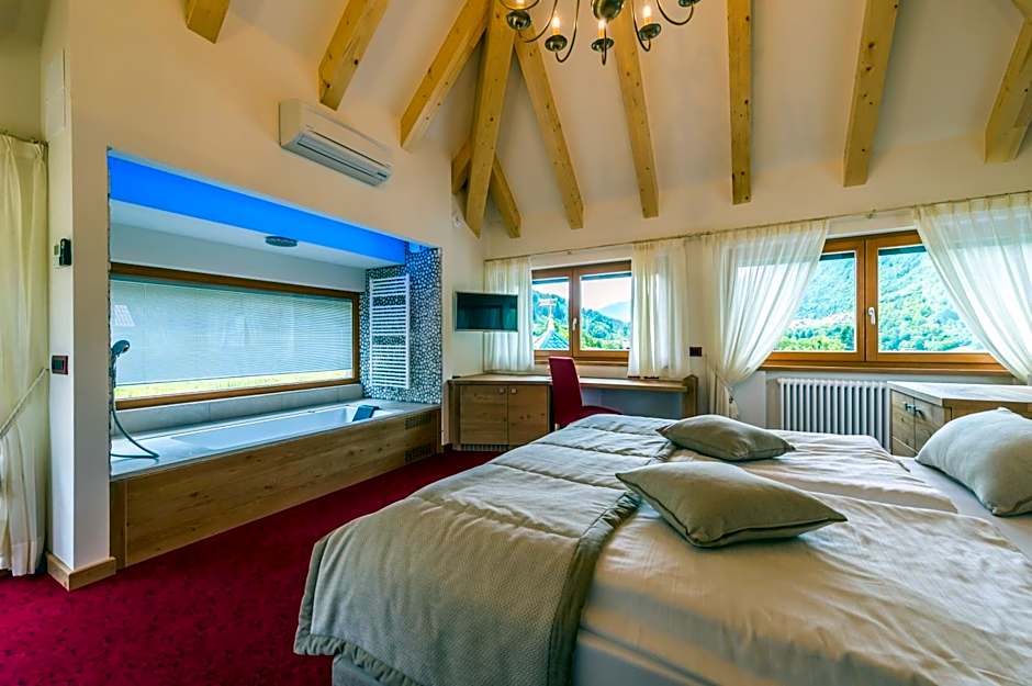 Tevini Dolomites Charming Hotel