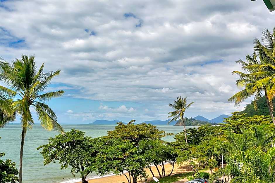 Beachfront Apartments on Trinity Beach