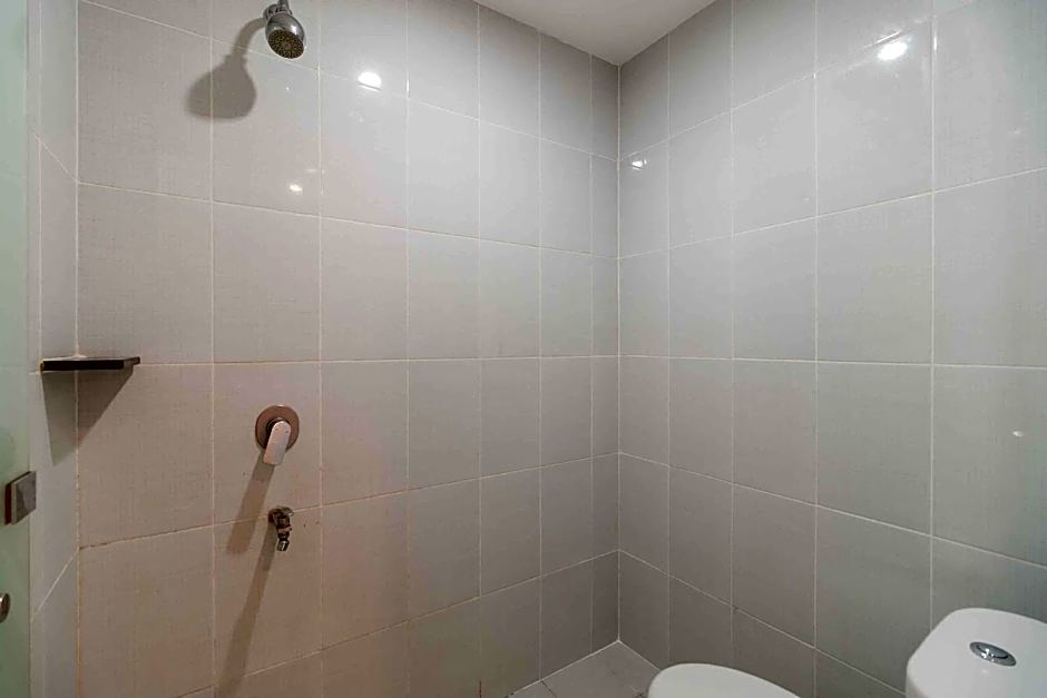 RedDoorz @ Jalan Arifin Ahmad Pekanbaru