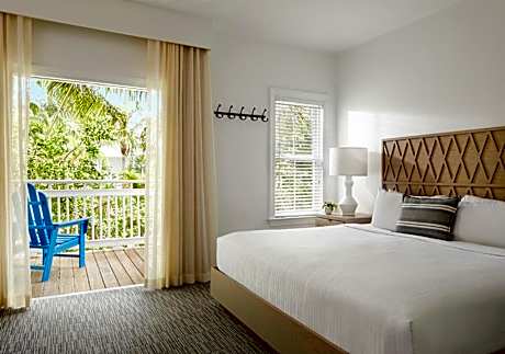 One-Bedroom Suite with Garden View