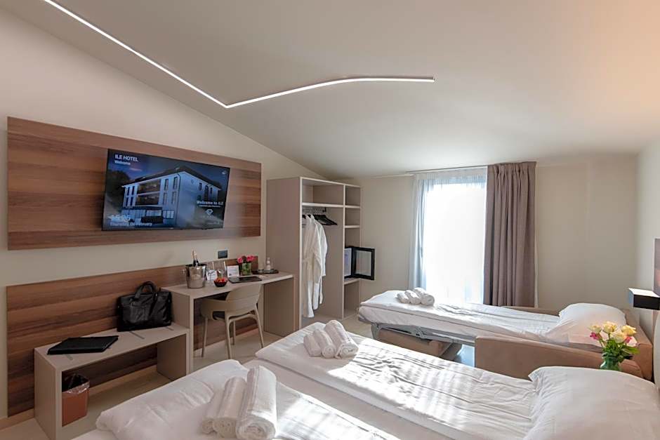 Ile Hotel