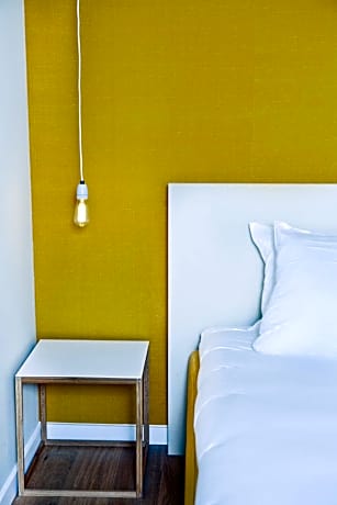 Vesper Executive Suite