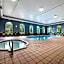 Days Inn & Suites by Wyndham Thunder Bay