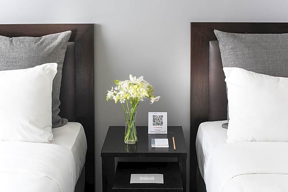 Rochester Hotel Classic