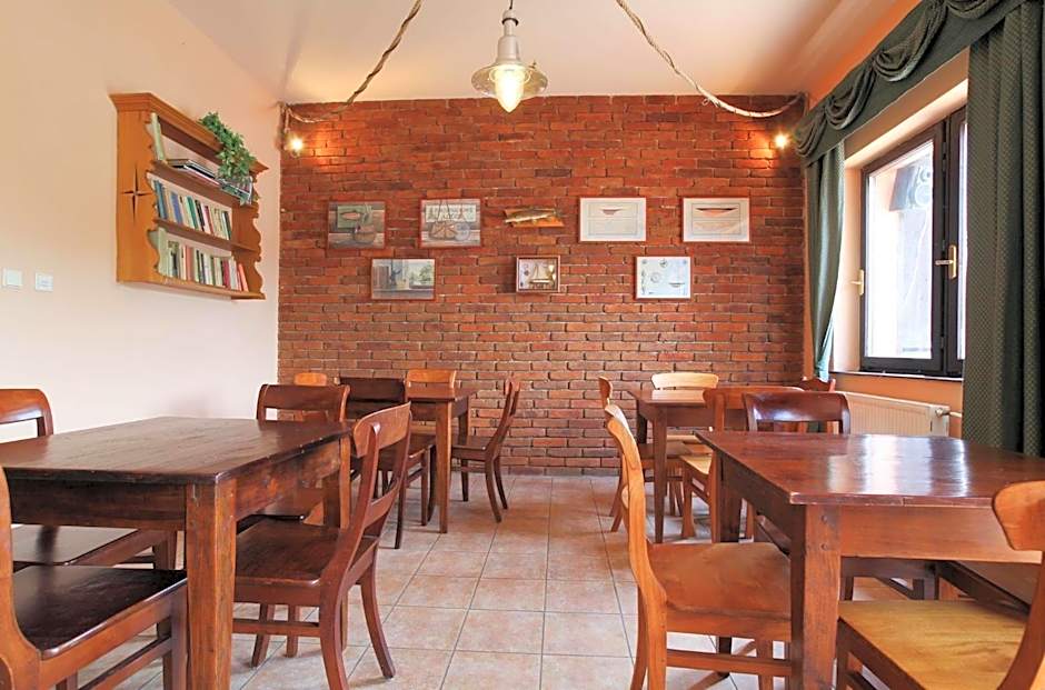 Hotel Laguna Slapy
