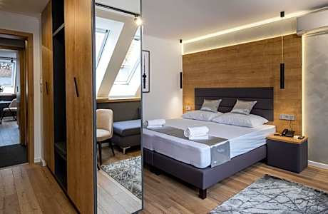 Studio with Sofa Bed