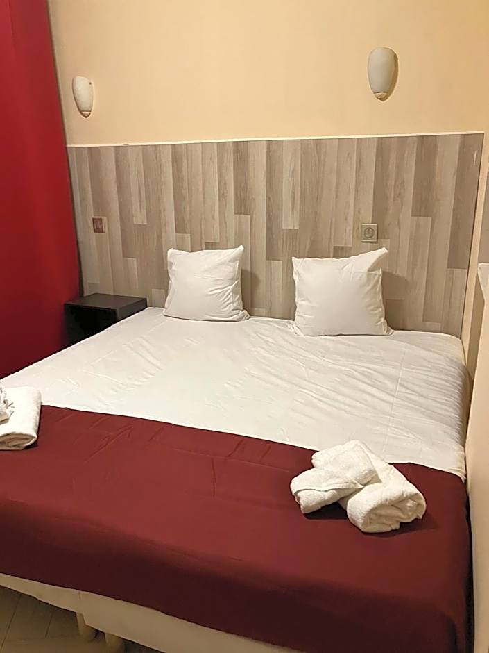 Arcotel Cannes 4 minutes du Palais des Festivals - NEW MANAGEMENT NEW TEAM - OLD REVIEVV