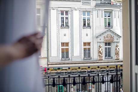 Twin Room with Shared Bathroom