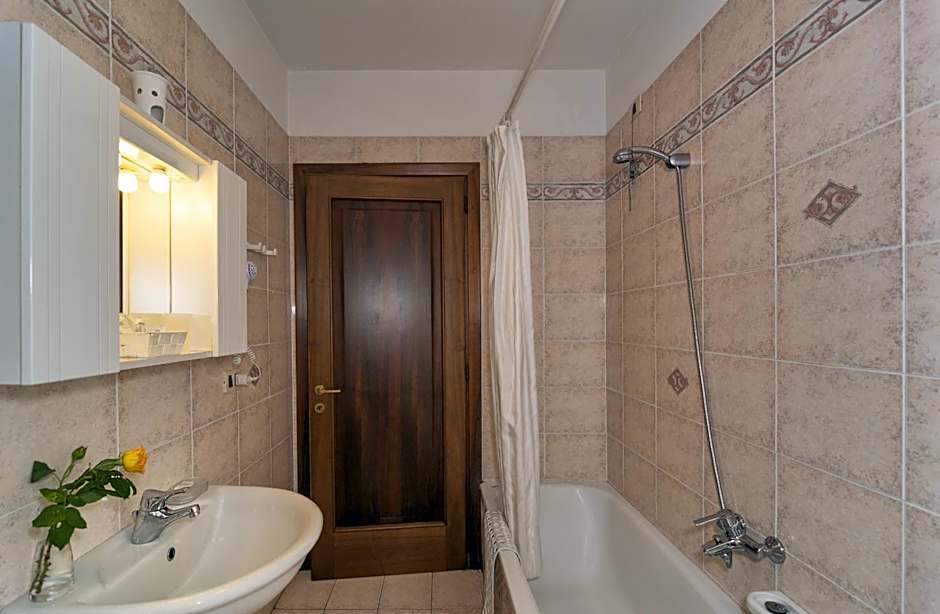 Giada Palace - Rooms