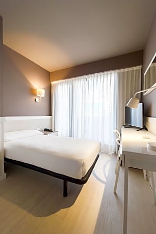 Basic Single Room