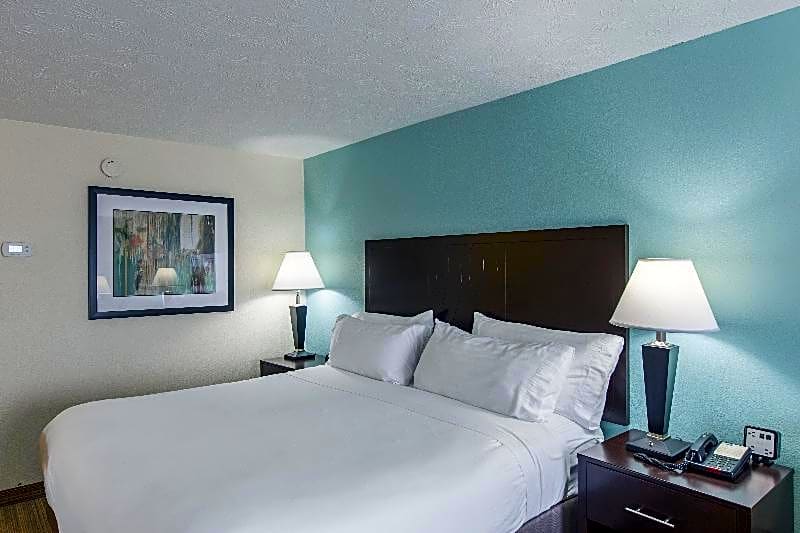 Holiday Inn Express Dandridge By IHG