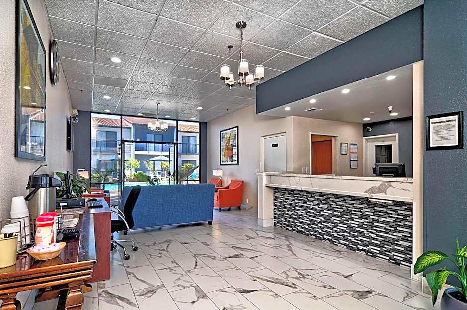 Quality Inn & Suites