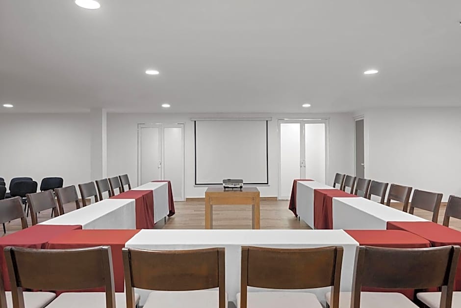 Ramada by Wyndham Tampico Centro