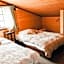 Hakuba Pension & Log Hotel Meteor