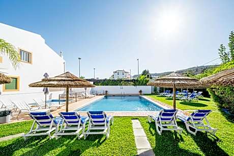 Oasis Beach Apartments