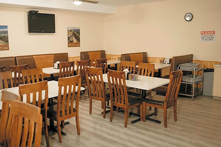 Ramada Limited Golden