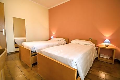 Economy Twin Room