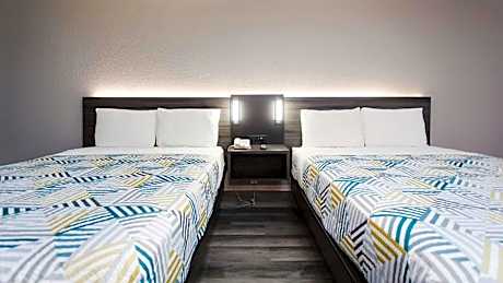 Queen Room with Two Queen Beds - Disability Access - Non-Smoking