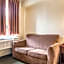 Knights Inn - Orillia ON