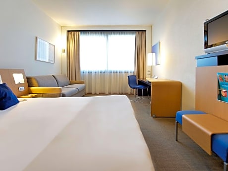 Superior Room with One Double and One Sofa Bed