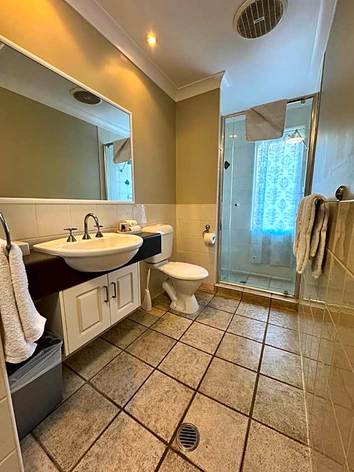 Ambassador On Ruthven