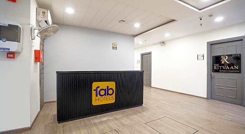 Townhouse Sector 49 Near Logix city centre