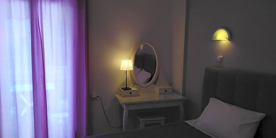 Studios Spiros Parga