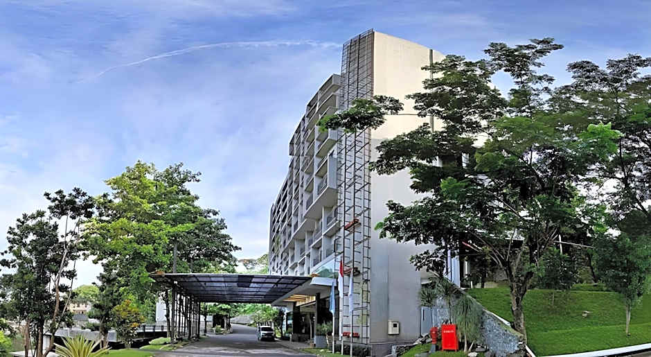 Oak Tree Emerald Hotel & Conventions Semarang