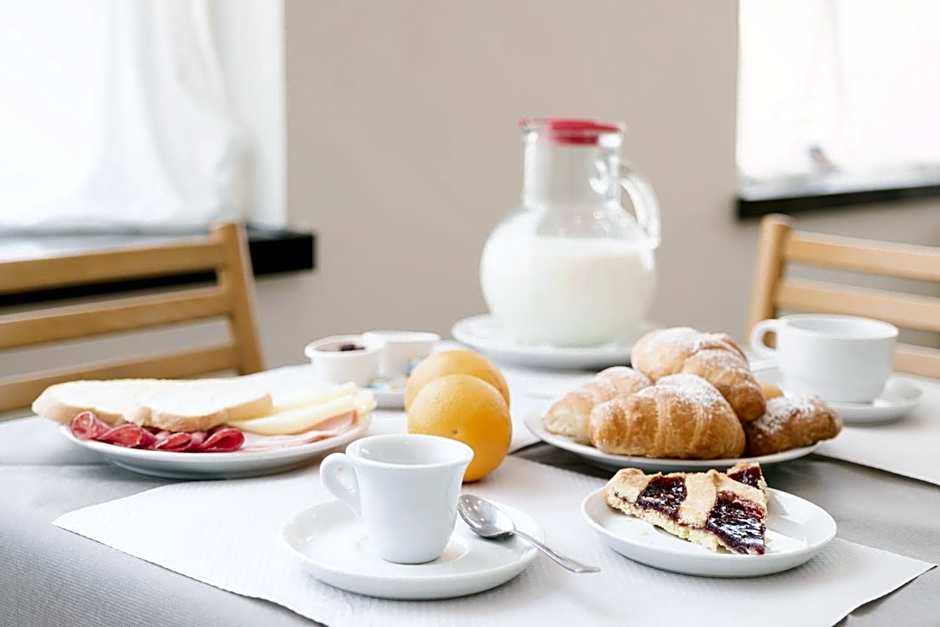 Hotel Junior by OasiGroup Hotels