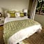 Caracal Lodge