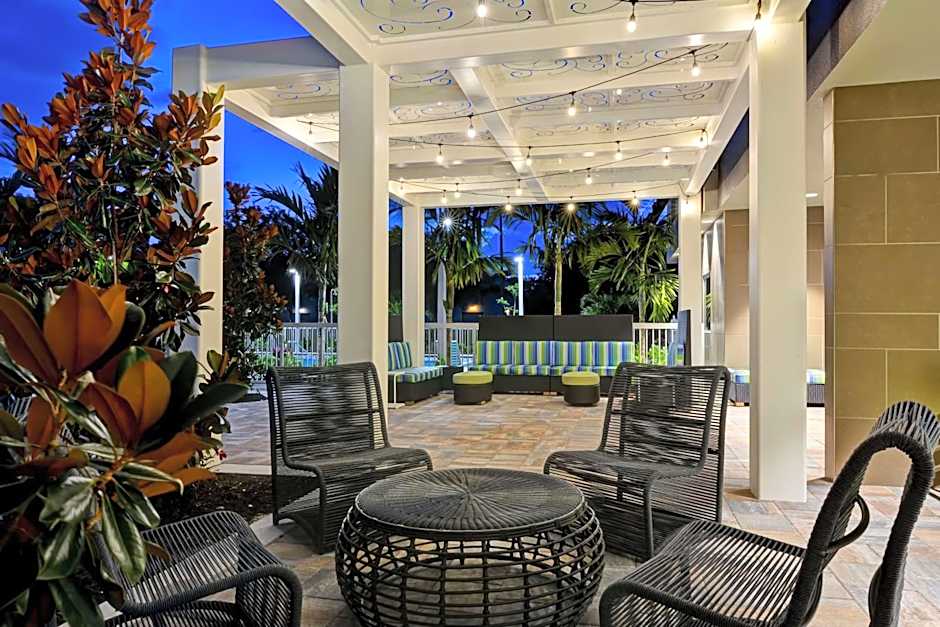 Home2 Suites by Hilton Naples I-75 Pine Ridge Road