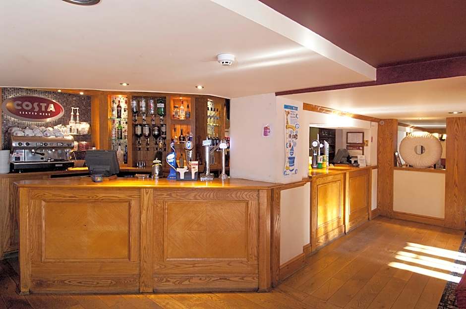 Premier Inn  Christchurch / Highcliffe