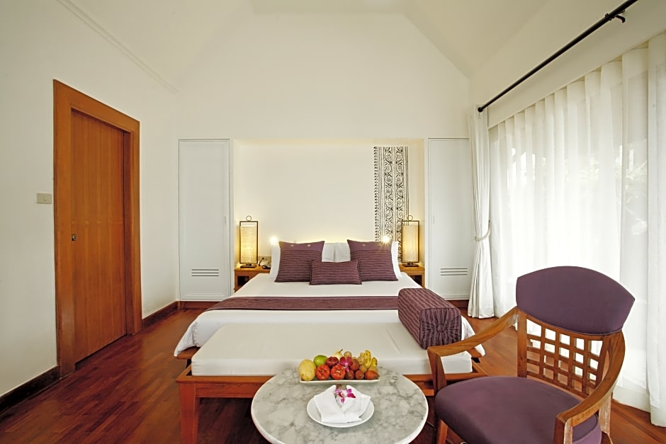 Photo 1 of 2 of Deluxe Spa 1 King Bed