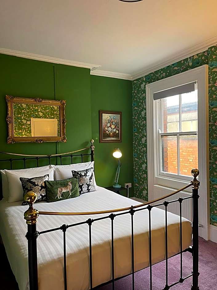 The Harrison Chambers of Distinction