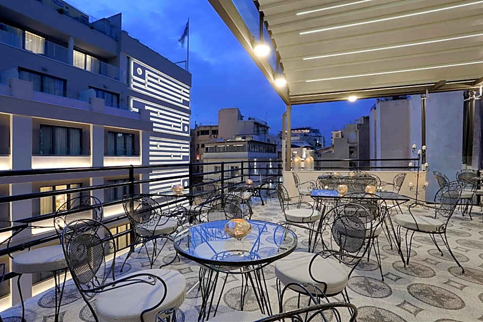 V1935 Luxurious Apartments