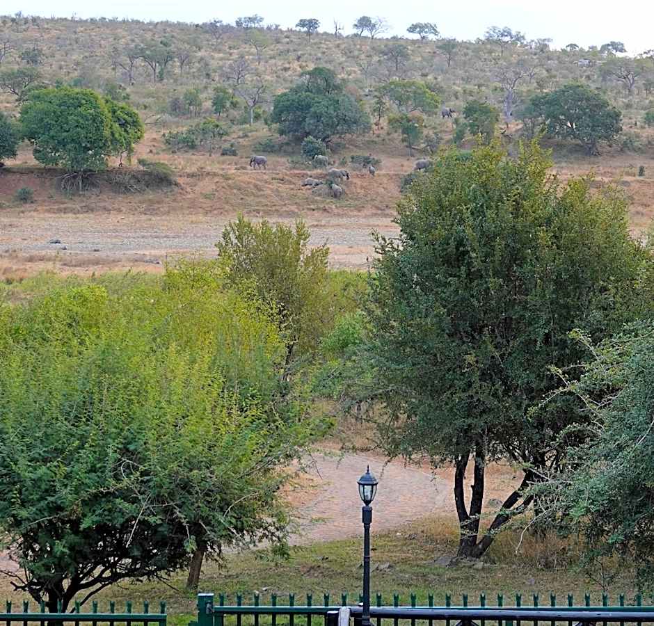 Crocodile Kruger Safari Lodge