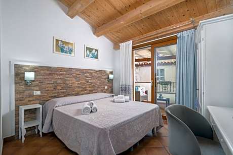 Double Room with Terrace