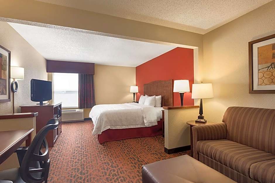 Hampton Inn By Hilton Shawnee