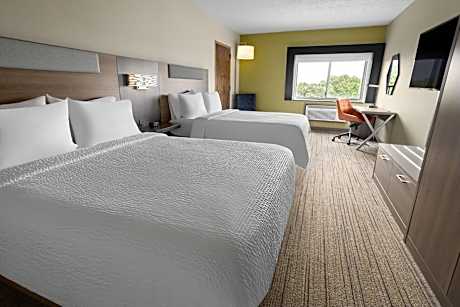 Standard Room with Two Queen Beds