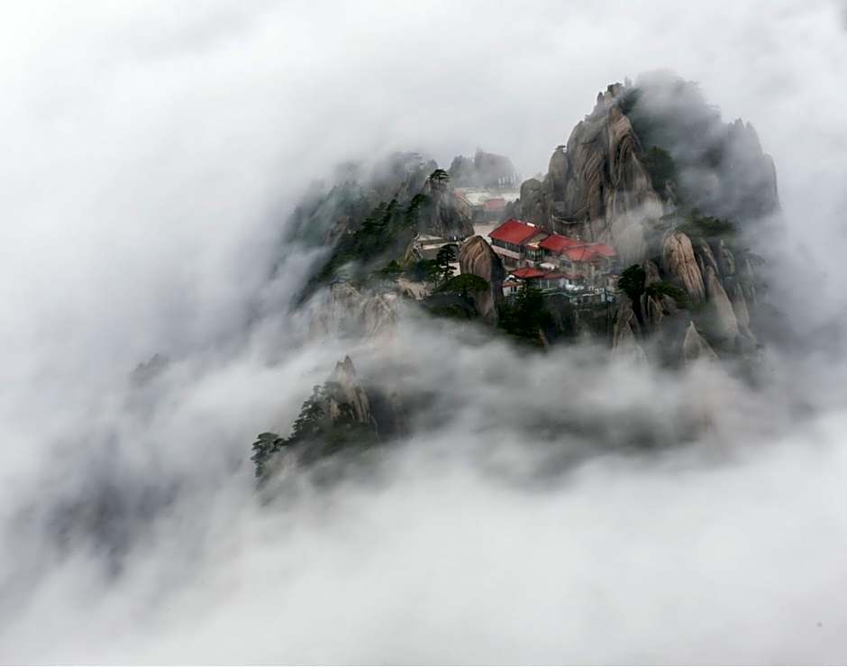 Huangshan Yupinglou Hotel