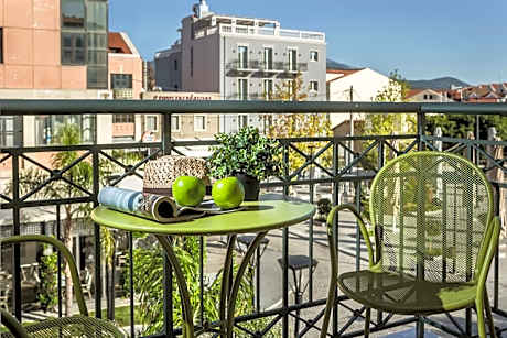 Two-Bedroom Family Room