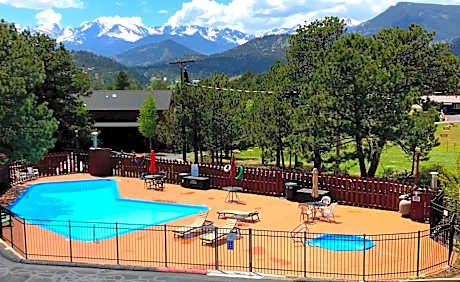 Hotel Estes